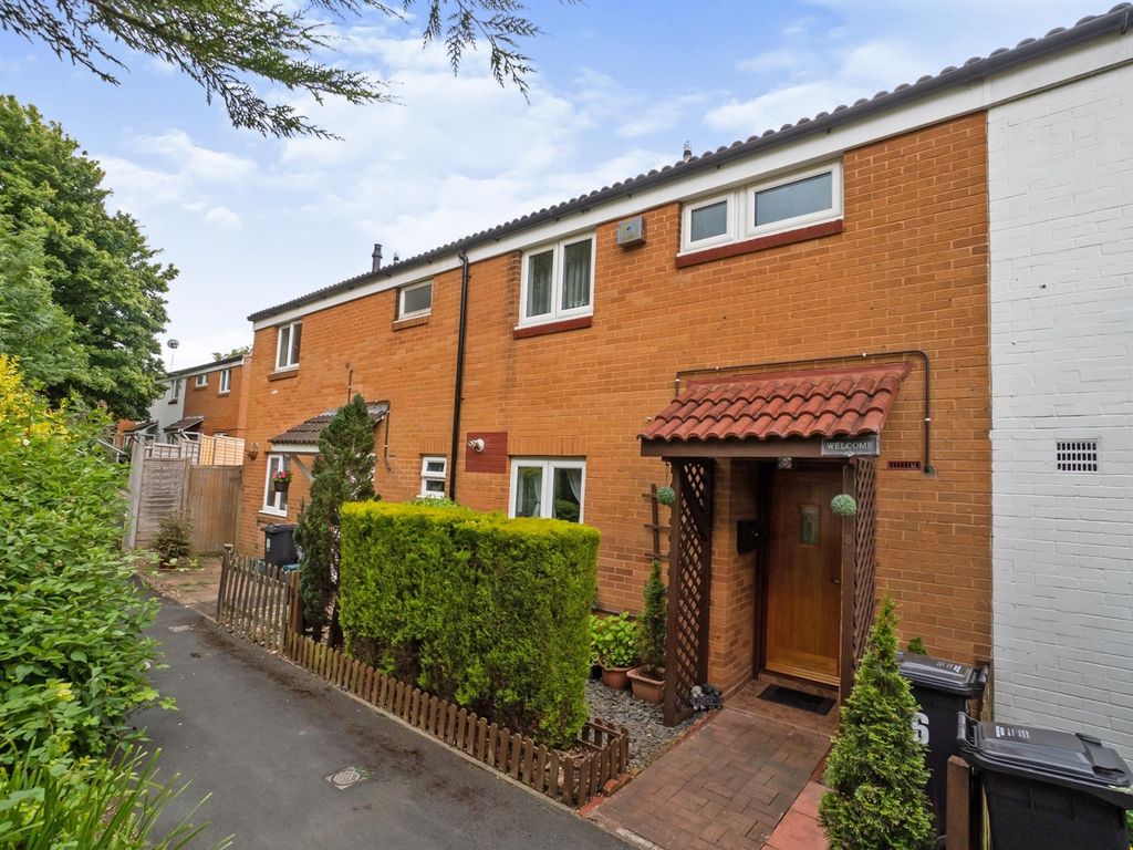 3 bed terraced house for sale in Carmarthen Grove, Willsbridge, Bristol