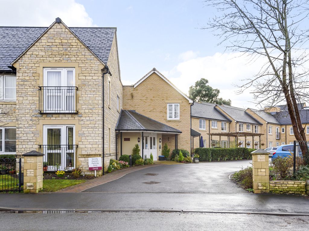 1 bed flat for sale in Somerford Road, Cirencester GL7 Zoopla