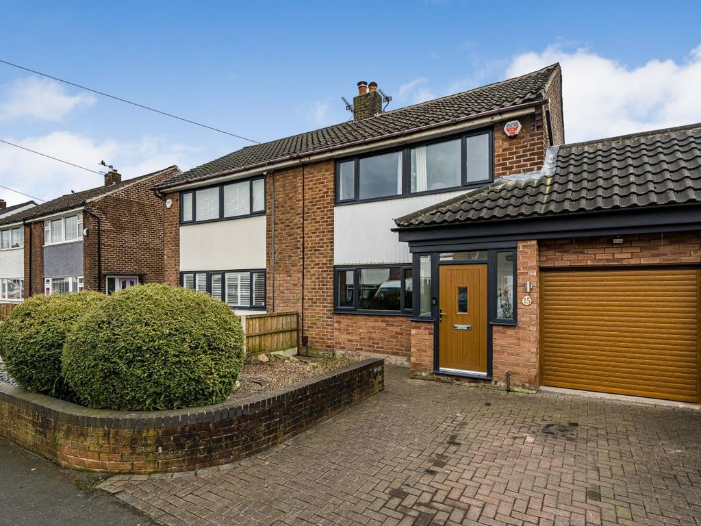 3 bed semidetached house for sale in Glendale Road, Worsley