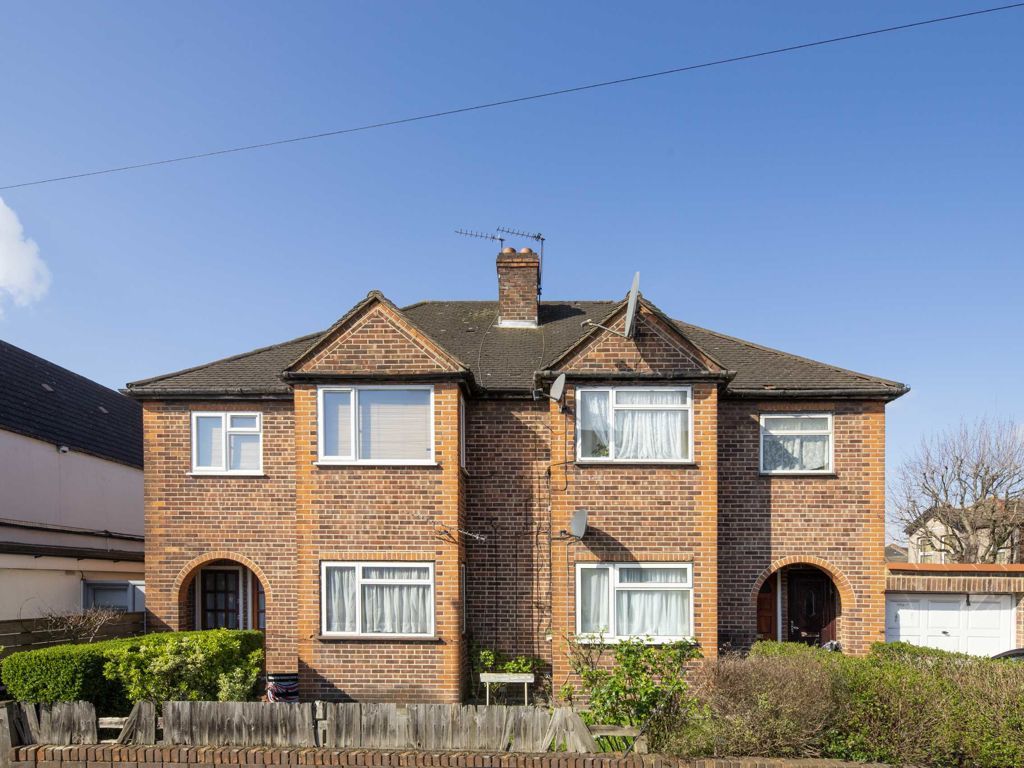 2 bed for sale in Wilberforce Road, London NW9 Zoopla