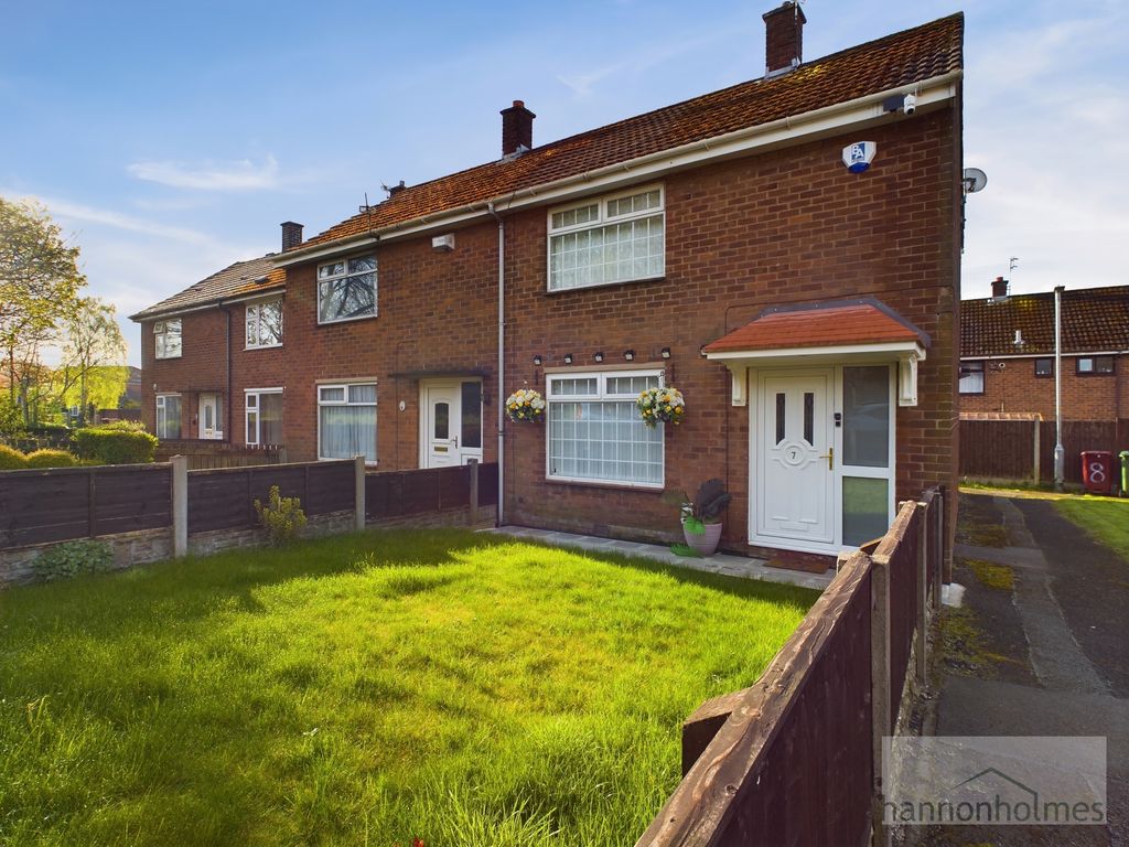 2 bed end terrace house for sale in Park Road, Little Lever, Bolton BL3, £135,000 Zoopla