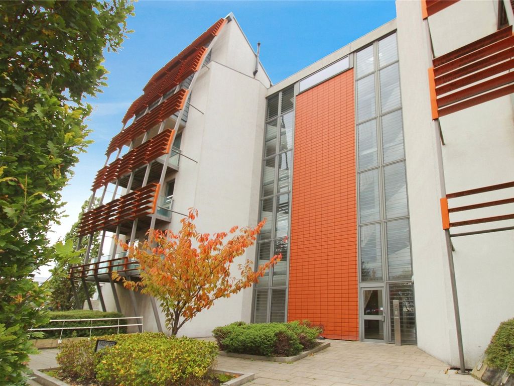 2 bed flat for sale in Ashton Old Road, Manchester, Greater Manchester