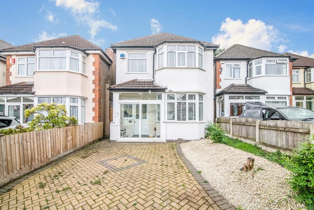 3 bed detached house to rent in Myrtle Avenue, Kings Heath, Birmingham