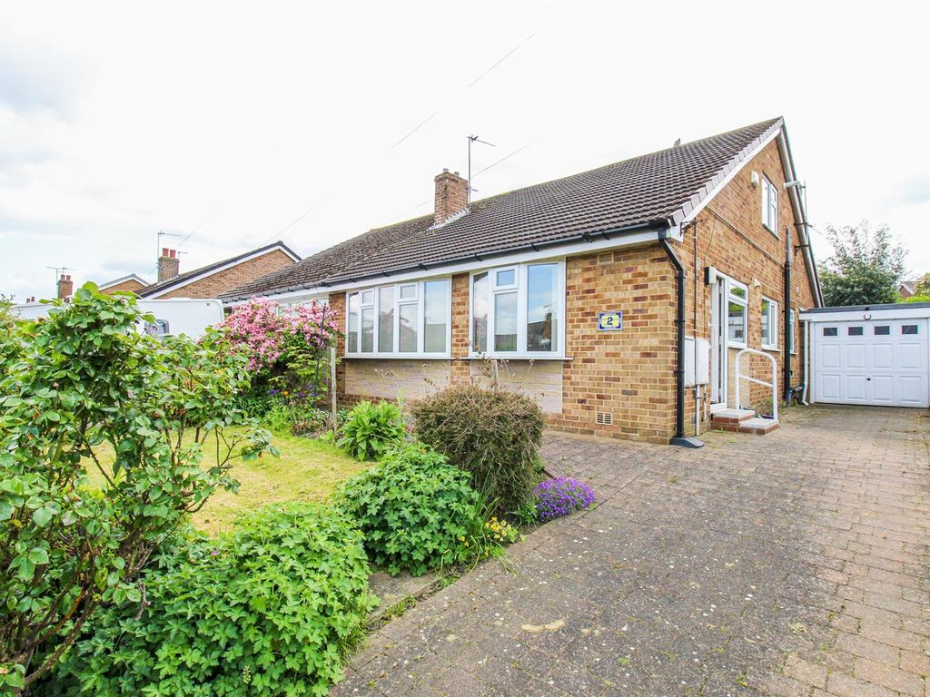 3 bed semidetached bungalow for sale in Athold Drive, Ossett WF5 Zoopla