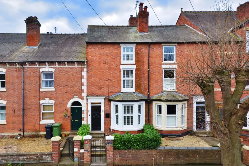 4 bed town house for sale in Bargates, Leominster HR6, £350,000 Zoopla