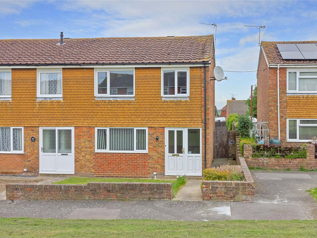 3 bed end terrace house for sale in Pear Tree Walk, Newington