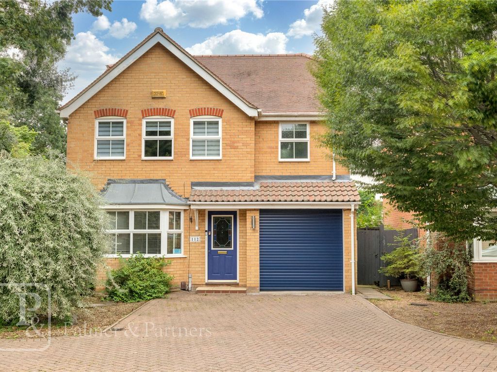 4 bed detached house for sale in Peto Avenue, Turner Rise, Colchester