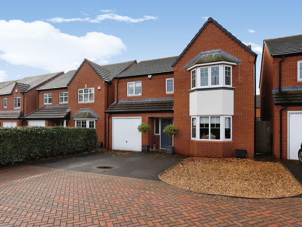 4 bed detached house for sale in Lindridge Road, Sutton Coldfield B75