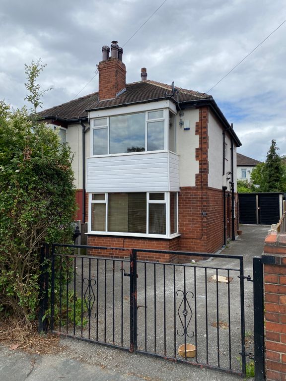 3 bed semidetached house for sale in Gipton Wood Road, Leeds LS8 Zoopla