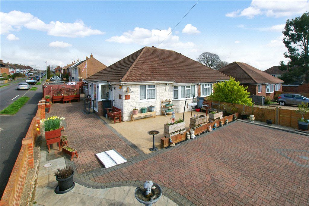 2 bed bungalow for sale in Brooklands Road, Havant, Hampshire PO9 Zoopla