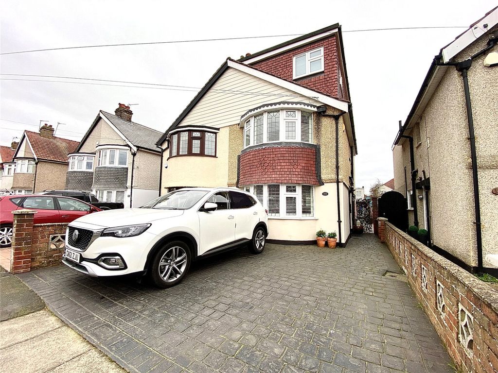 4 bed semidetached house for sale in Swanley Road, Welling, Kent DA16