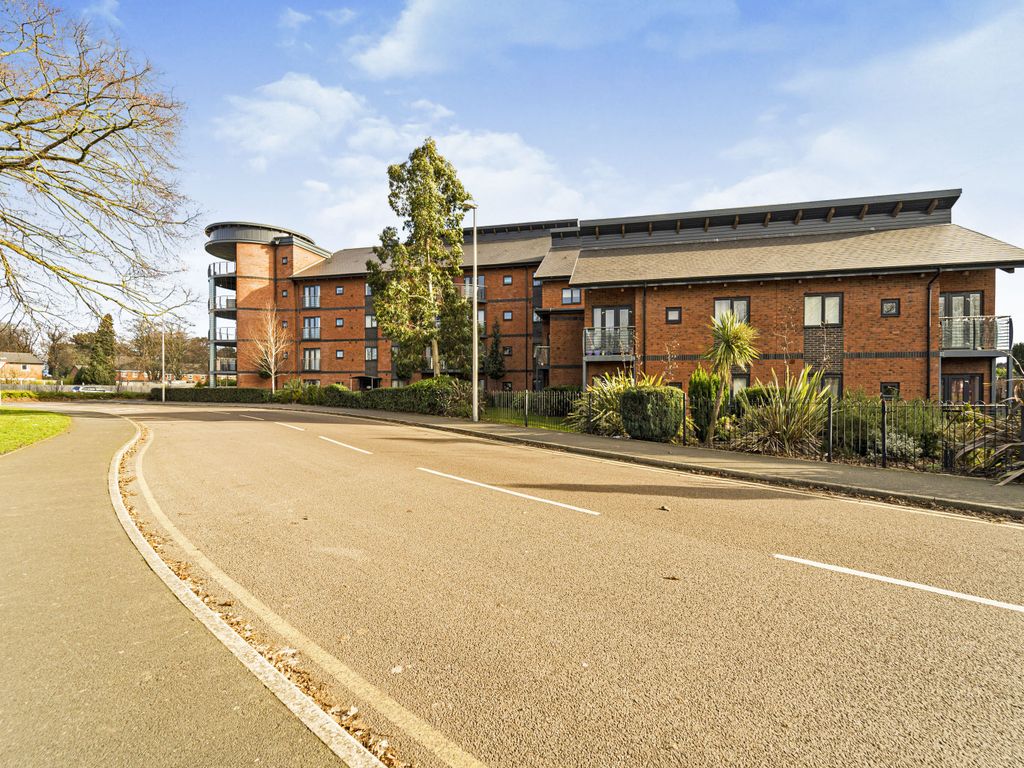 1 bed flat for sale in Churchfields Way, West Bromwich B71 Zoopla