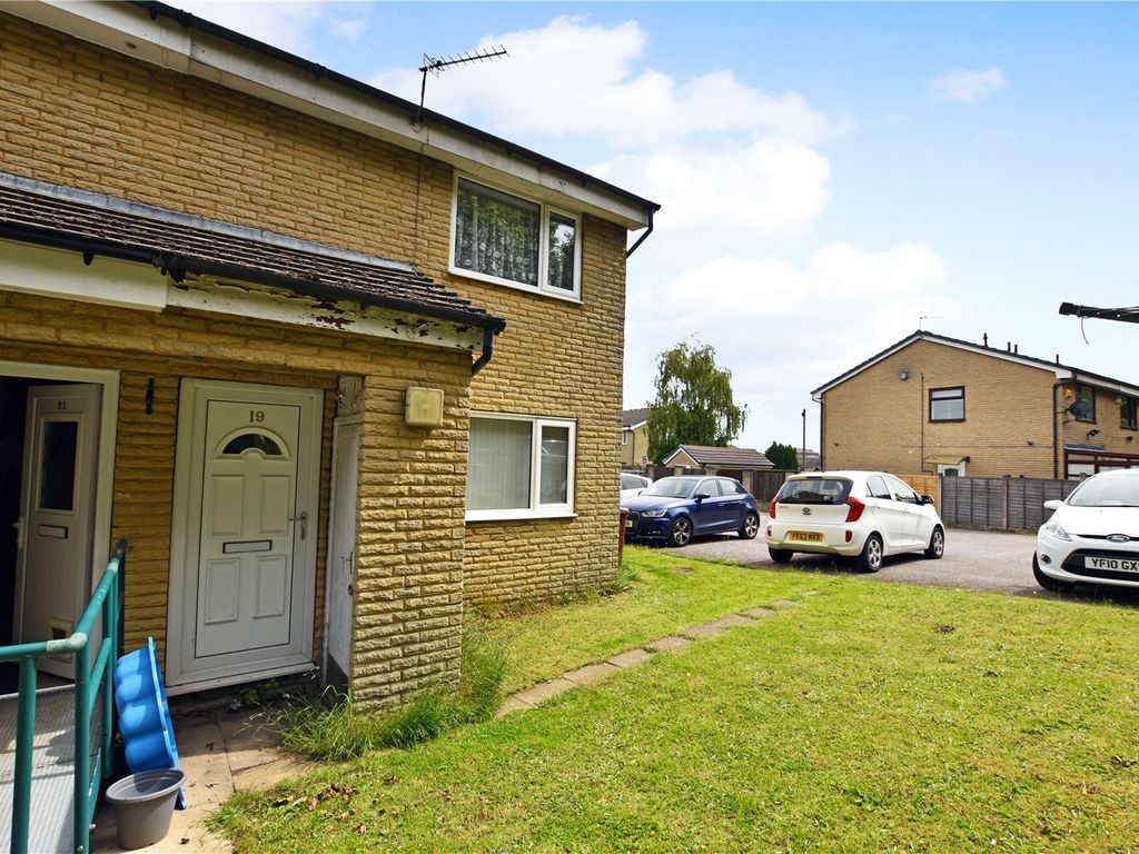 1 bed flat for sale in Cromwell Court, Drighlington, Bradford, West