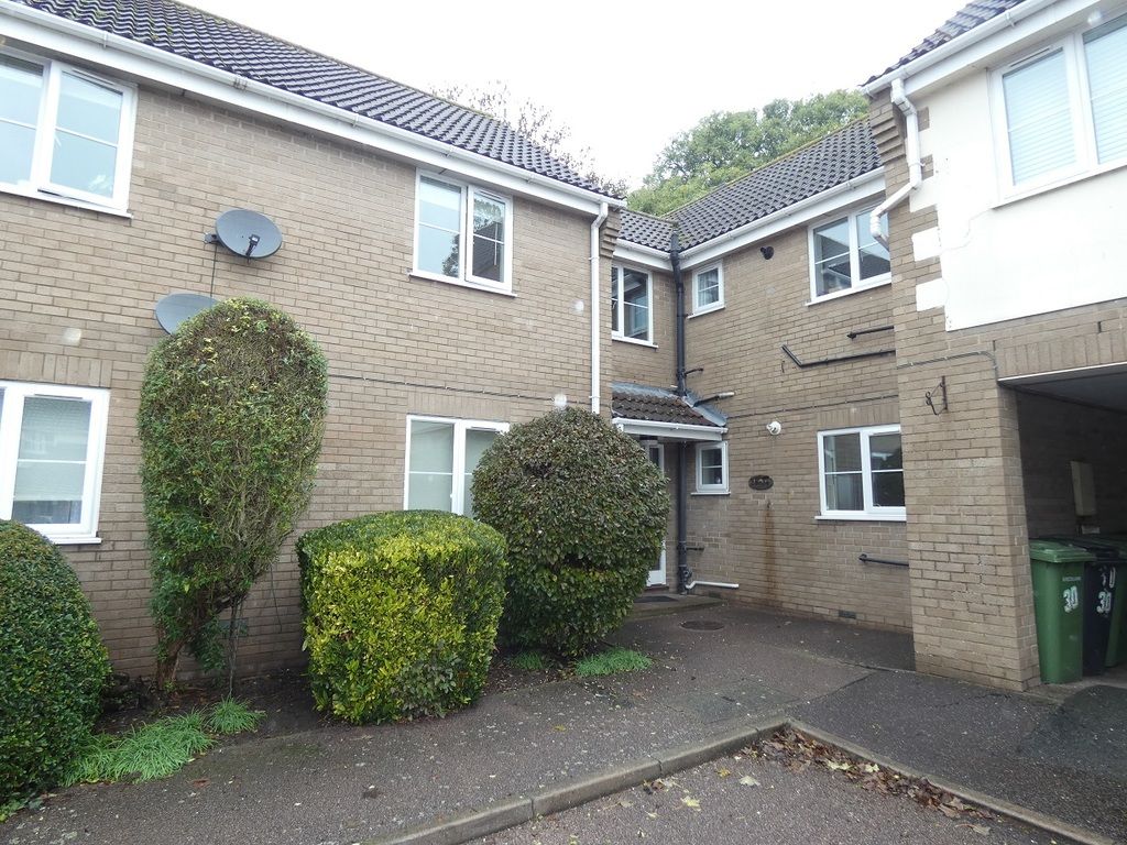 2 bed flat to rent in Lime Kiln Lane, Thetford IP24, £800 pcm Zoopla