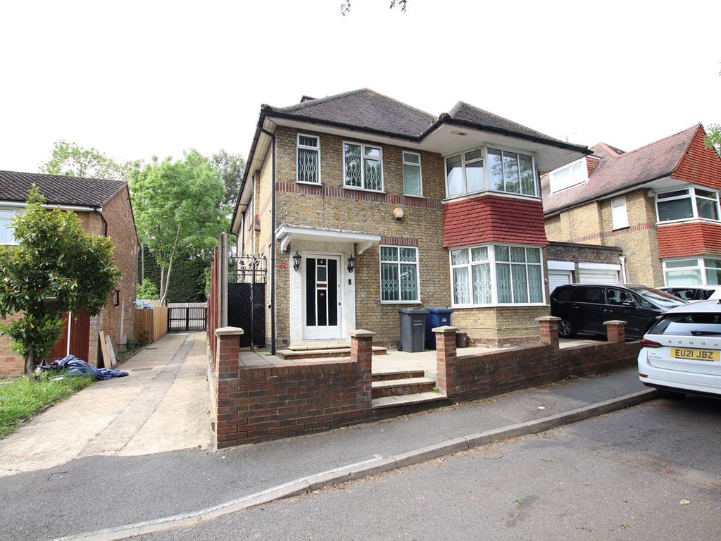 6 bed detached house for sale in Garrick Drive, London NW4 Zoopla