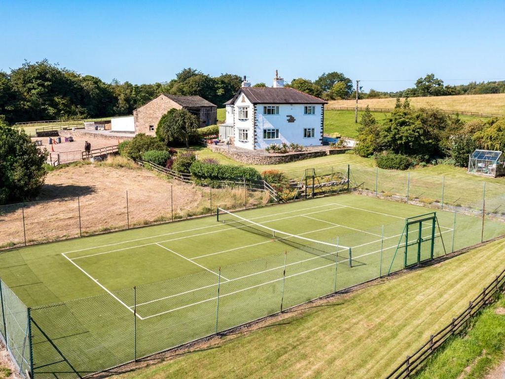4 bed detached house for sale in Old Laund Street, Fence, Burnley BB12 Zoopla