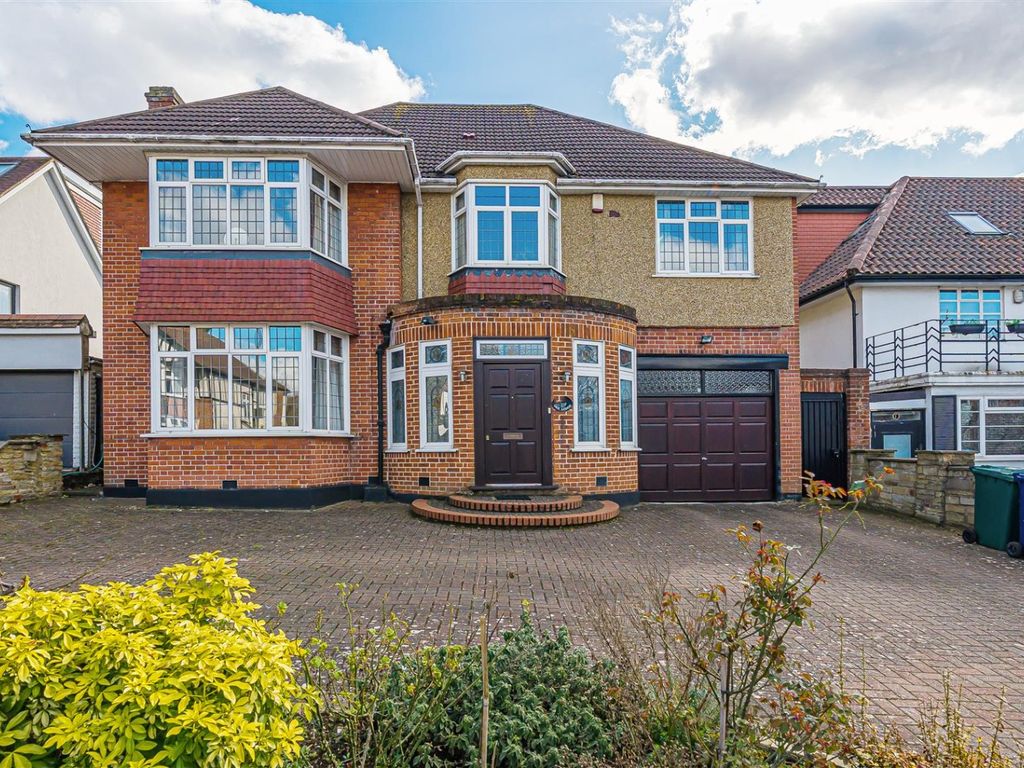 5 bed detached house for sale in Penshurst Gardens, Edgware, Middlesex HA8 Zoopla