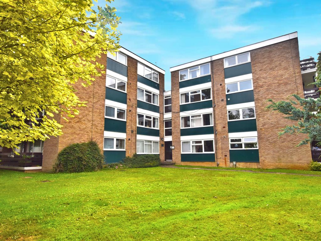 2 bed flat to rent in Abbots Park, St Albans AL1 Zoopla