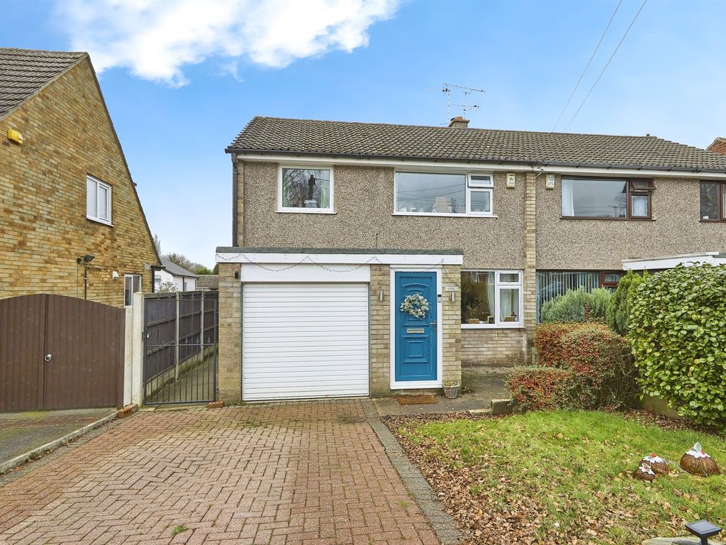 3 bed semidetached house for sale in Buttermere Drive, Allestree