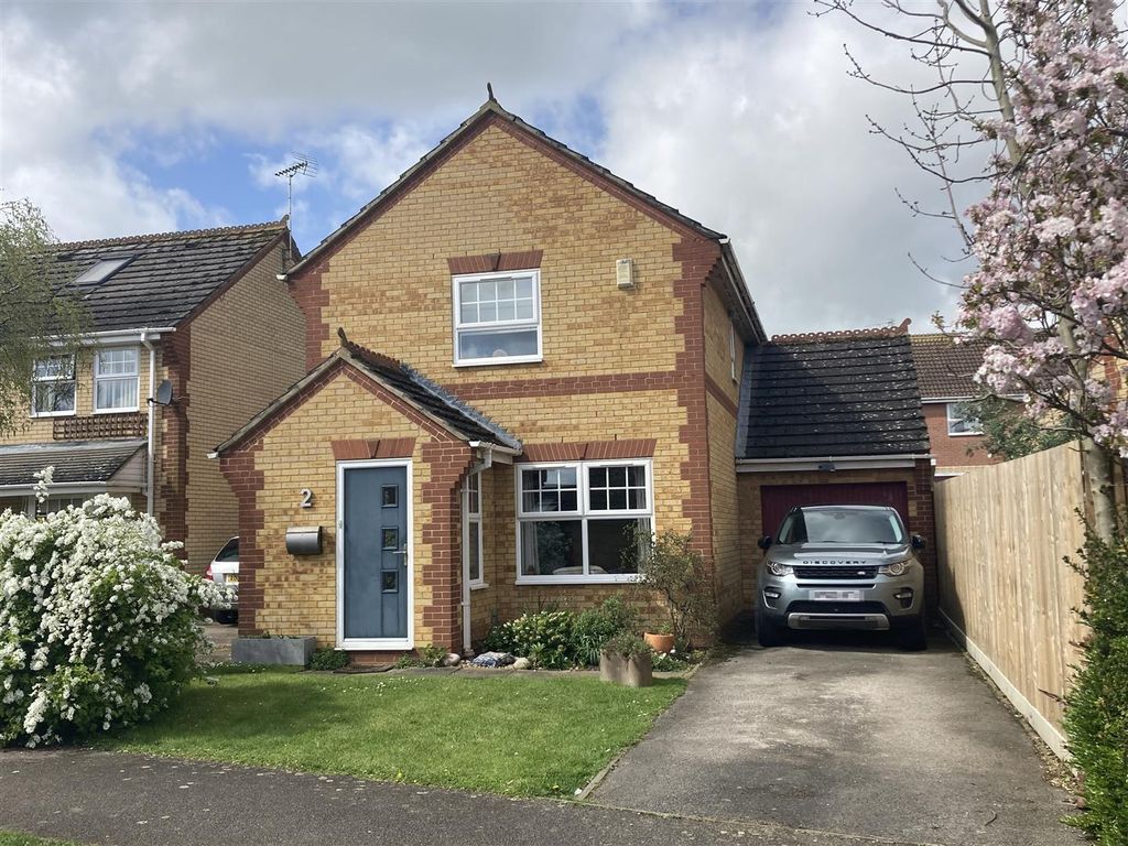 3 bed detached house for sale in Cowslip Drive, Little Thetford, Ely