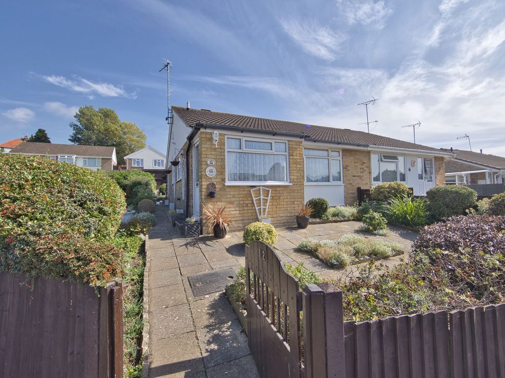 2 bed semidetached bungalow for sale in Moat Farm Road, Folkestone