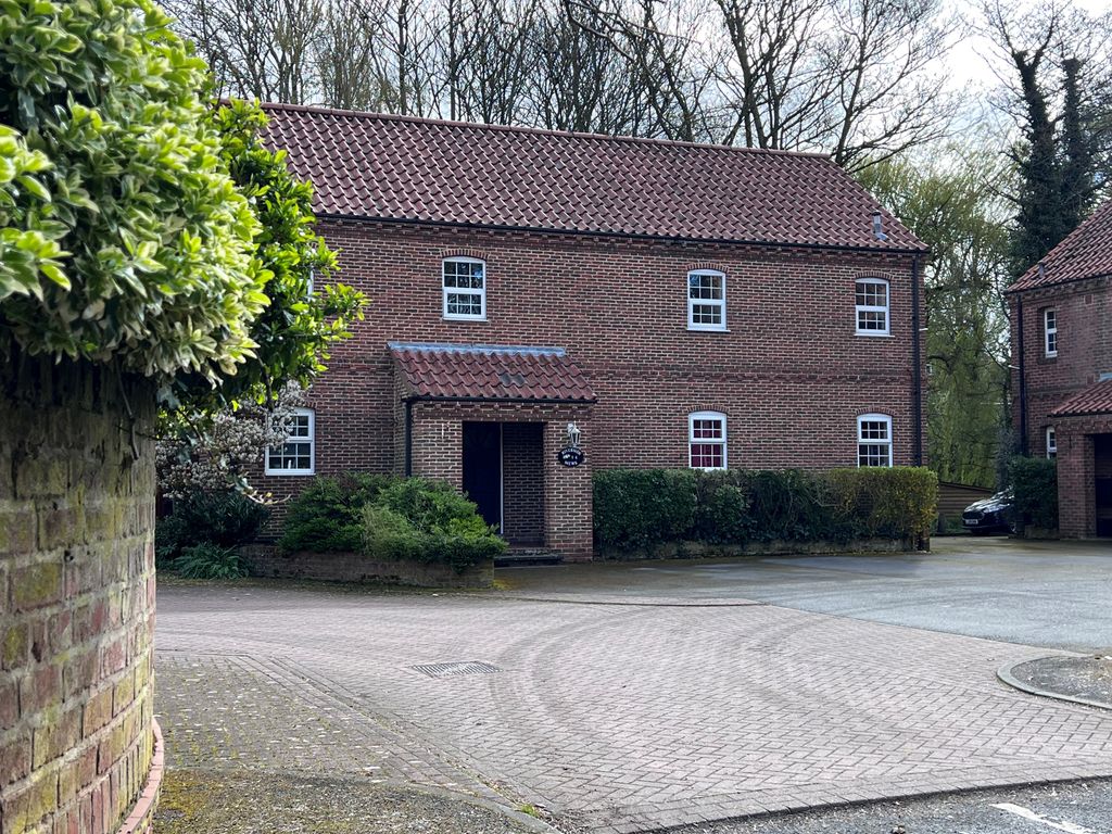 1 bed flat to rent in Riverside Mews, Boroughbridge, York YO51 Zoopla