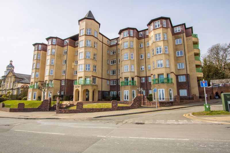 2 bed flat for sale in The Esplanade, Penarth CF64, £200,000 Zoopla