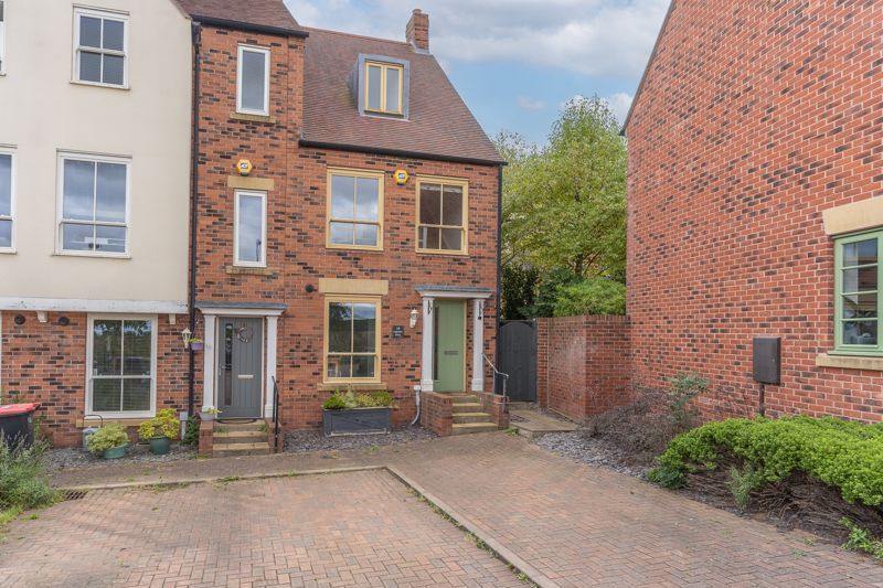 3 bed property to rent in Long Row Drive, Lawley, Telford TF4 Zoopla