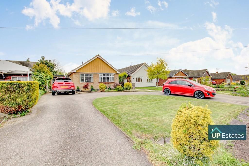 3 bed detached bungalow for sale in Bulkington Road, Wolvey, Hinckley