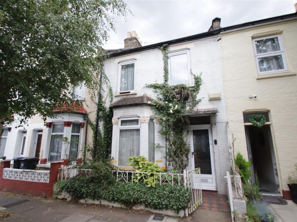2 bed property for sale in Shrubbery Road, Edmonton, London N9 Zoopla