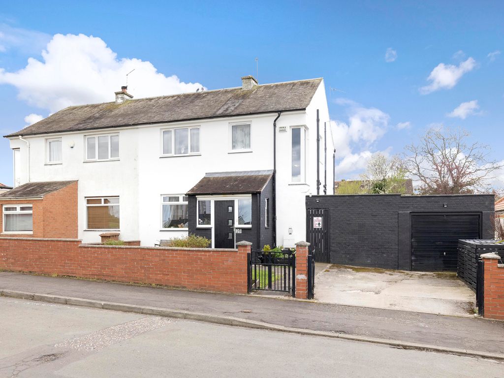 3 bed semidetached house for sale in 28 Moredun Park Gardens