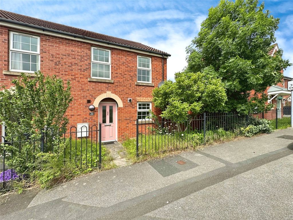 3 bed end terrace house for sale in Queensway, Grimethorpe, Barnsley