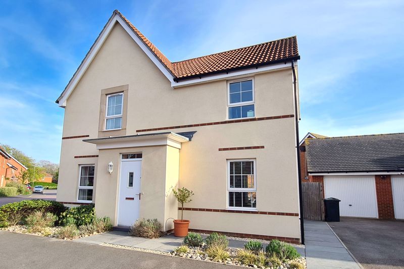 4 bed detached house for sale in Catalina Close, LeeOnTheSolent PO13