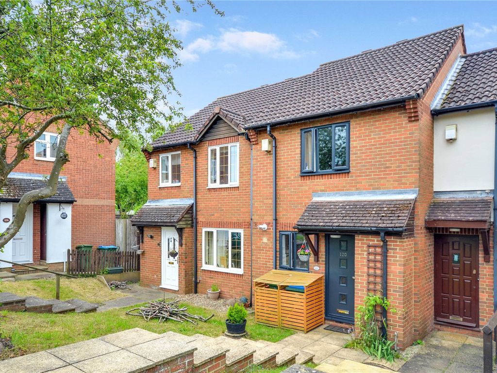 2 bed terraced house for sale in Anton Way, Aylesbury HP21 Zoopla