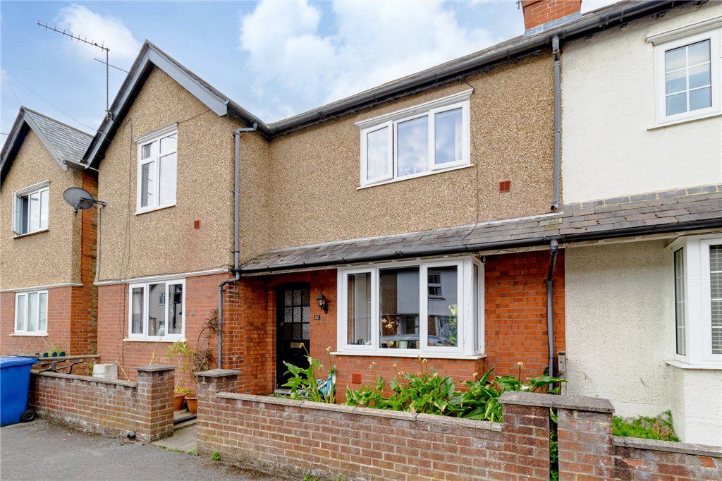 3 bed semidetached house for sale in Raymond Road, Maidenhead