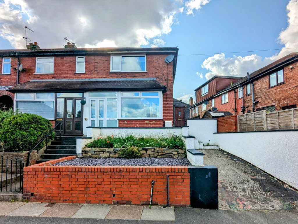 3 bed property for sale in Corkland Street, AshtonUnderLyne OL6 Zoopla
