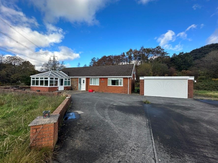 3 bed detached bungalow for sale in Tir Ergyd Bungalow, Llwydcoed