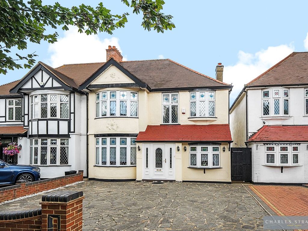 4 bed semi-detached house for sale in Main Road, Gidea Park, Romford ...