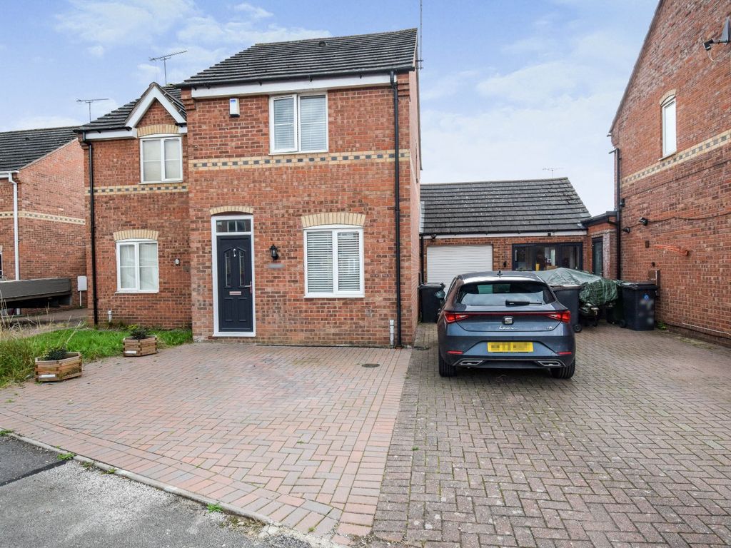 2 bed semidetached house for sale in Heritage Drive, Hawkesbury