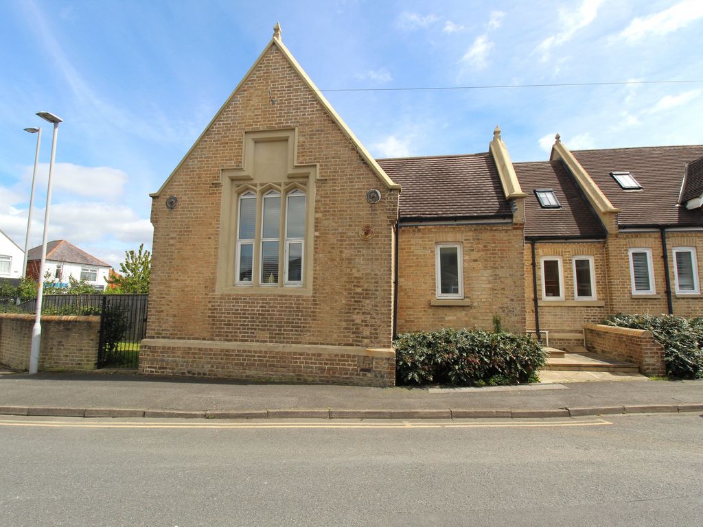 2 bed terraced house for sale in Tuckers Lane, Poole BH15 Zoopla