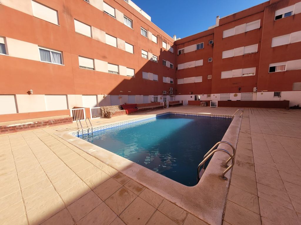 2 bed apartment for sale in Town, Almoradí, Alicante, Valencia, Spain