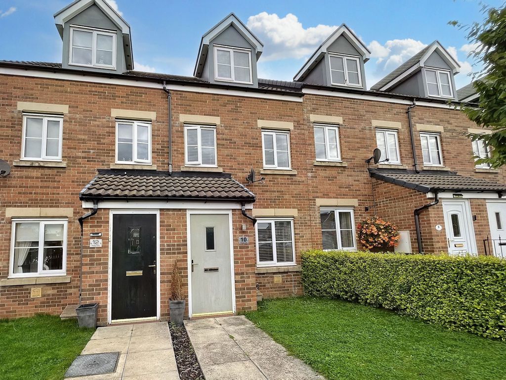 3 bed town house for sale in Poppy Lane, Shotton Colliery, Durham DH6