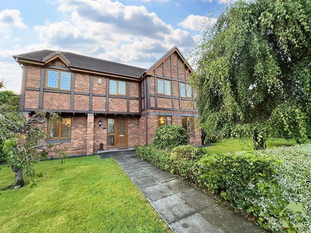 5 bed detached house for sale in Eton Park, Fulwood, Preston PR2 Zoopla