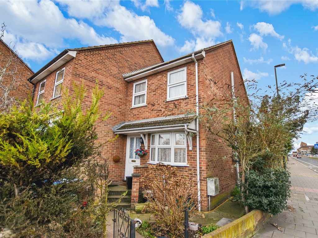 2 bed semidetached house for sale in Gravel Hill, Bexleyheath, Kent