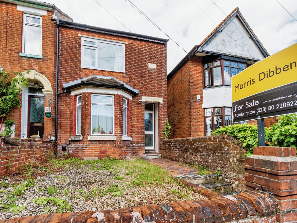 3 bed end terrace house for sale in Broadlands Road, Swaythling