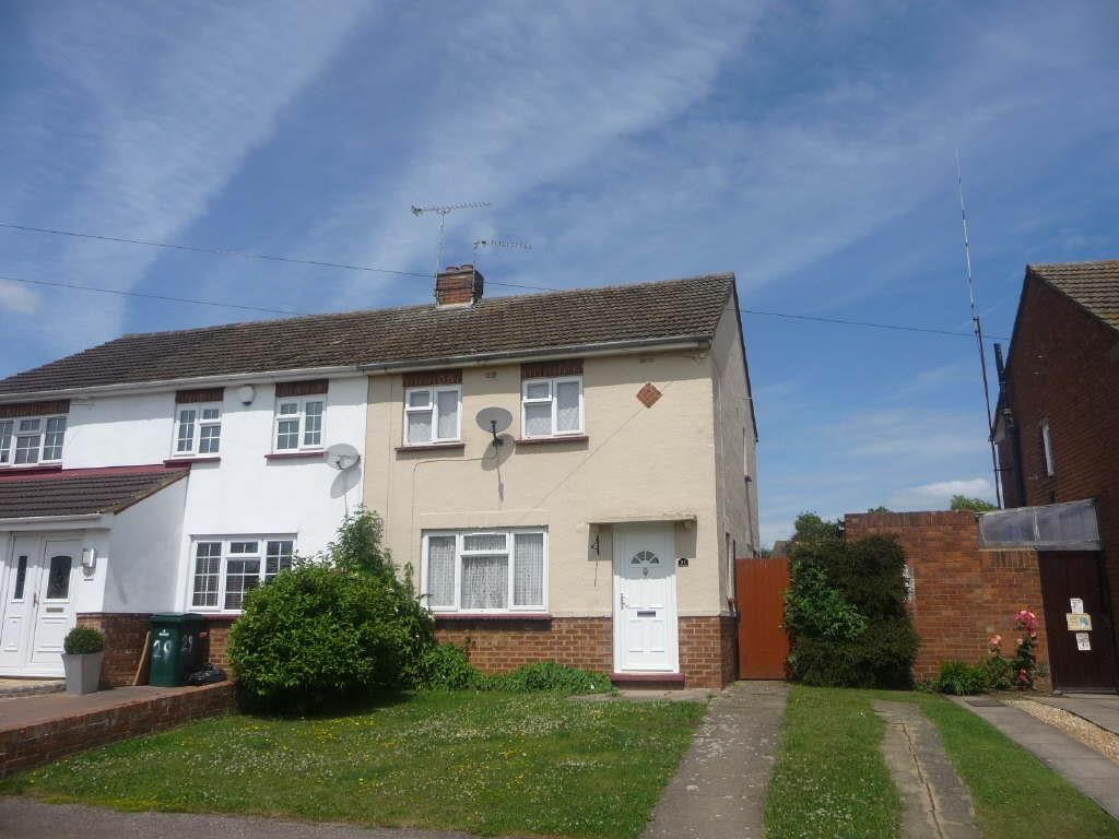 2 bed semidetached house to rent in St Catherines Avenue, Bletchley