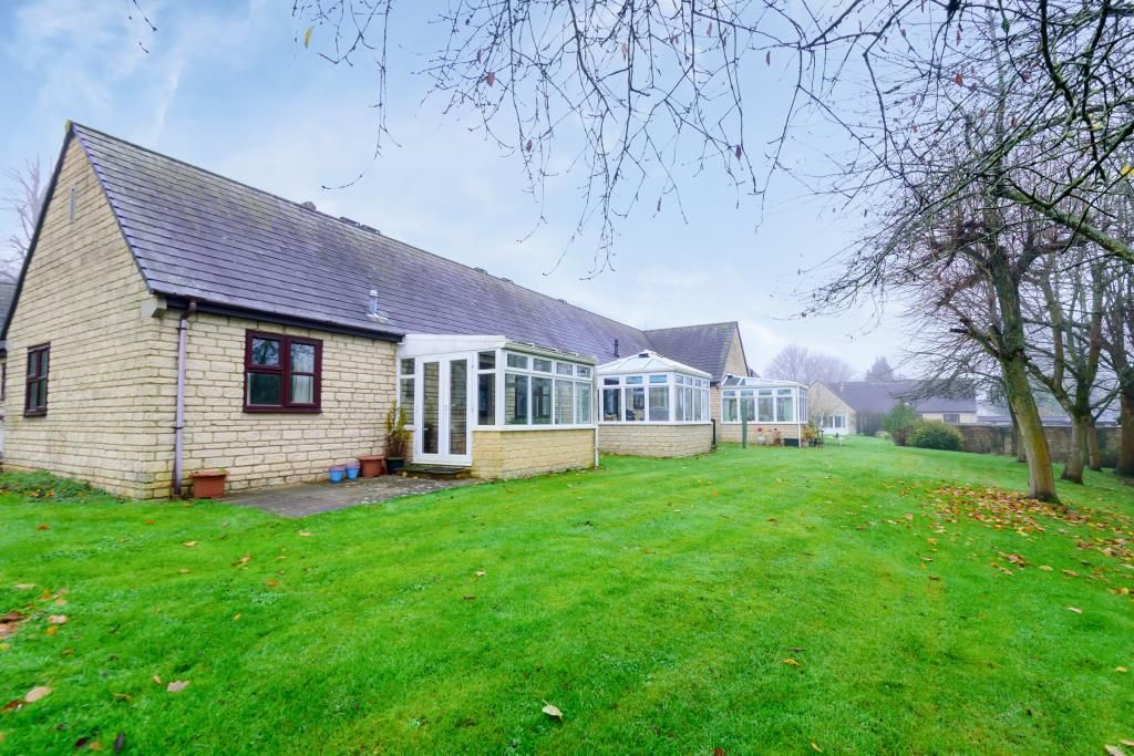 2 bed bungalow for sale in Chipping Norton, Oxfordshire OX7 Zoopla