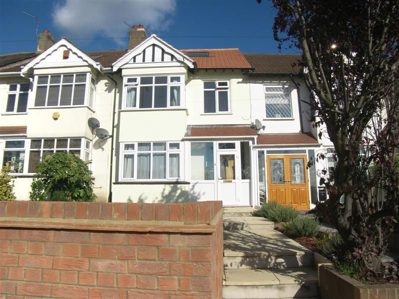 4 bed terraced house to rent in Hornchurch Road, Hornchurch RM11 Zoopla