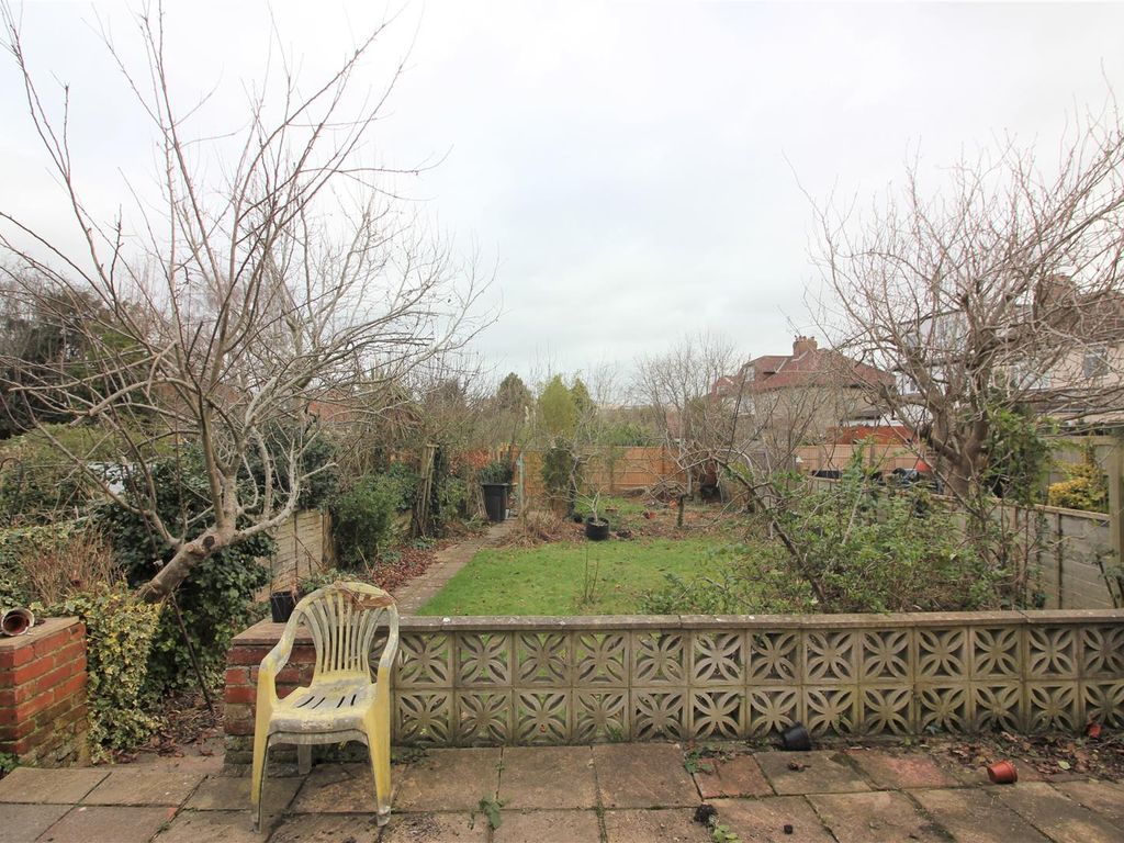 3 bed semidetached house for sale in Cransley Crescent, Henleaze