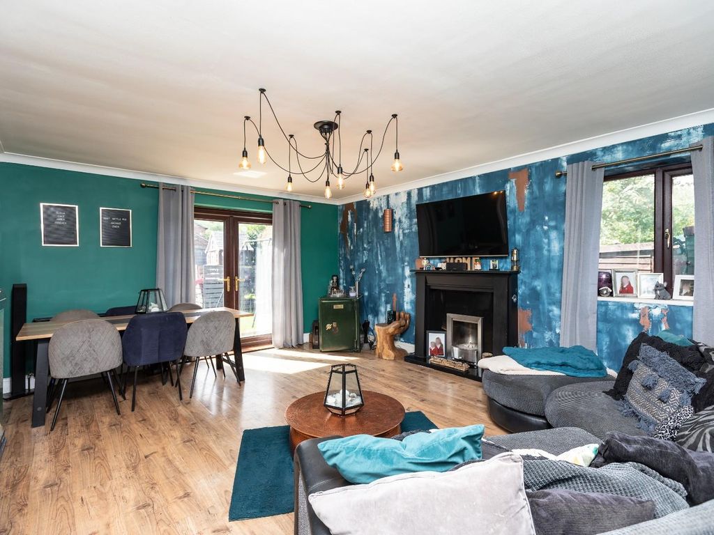 3 bed detached bungalow for sale in Weeland Road, Knottingley WF11 Zoopla